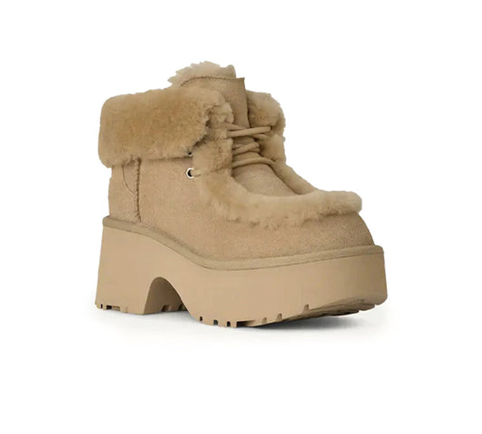 UGG Women ESMEE LACE UP
