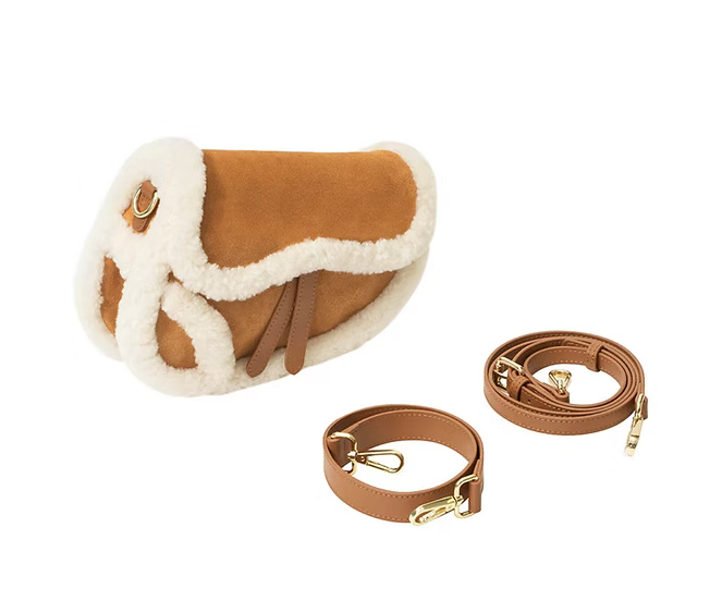 UGG SADDLE SHERPA BAG (CHESTNUT/SAND)