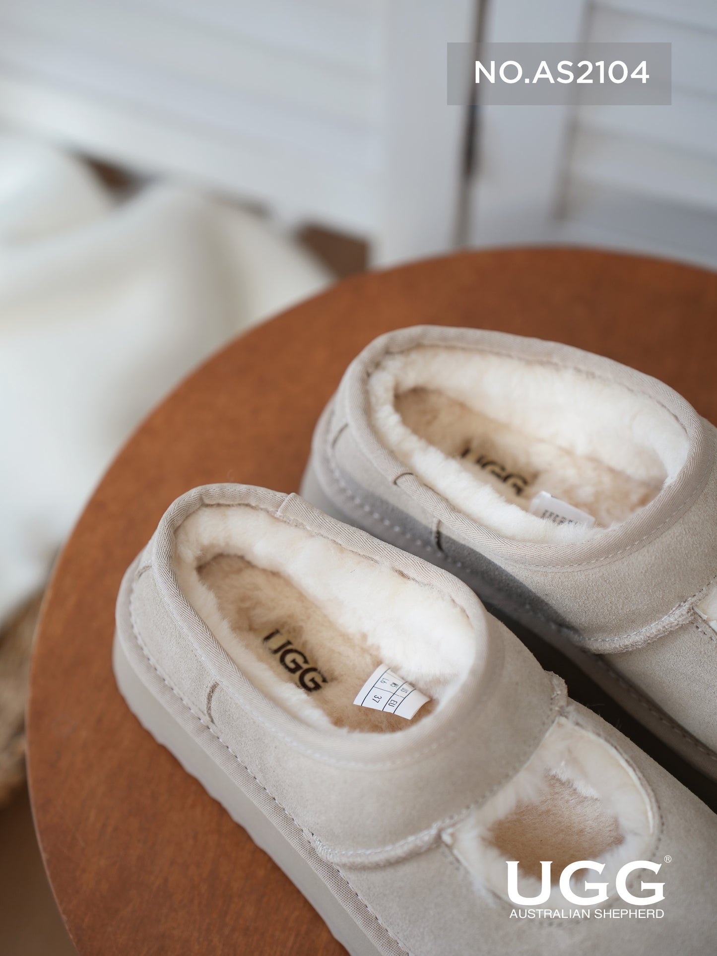 UGG Slippers MARY JANE Platform Carmella