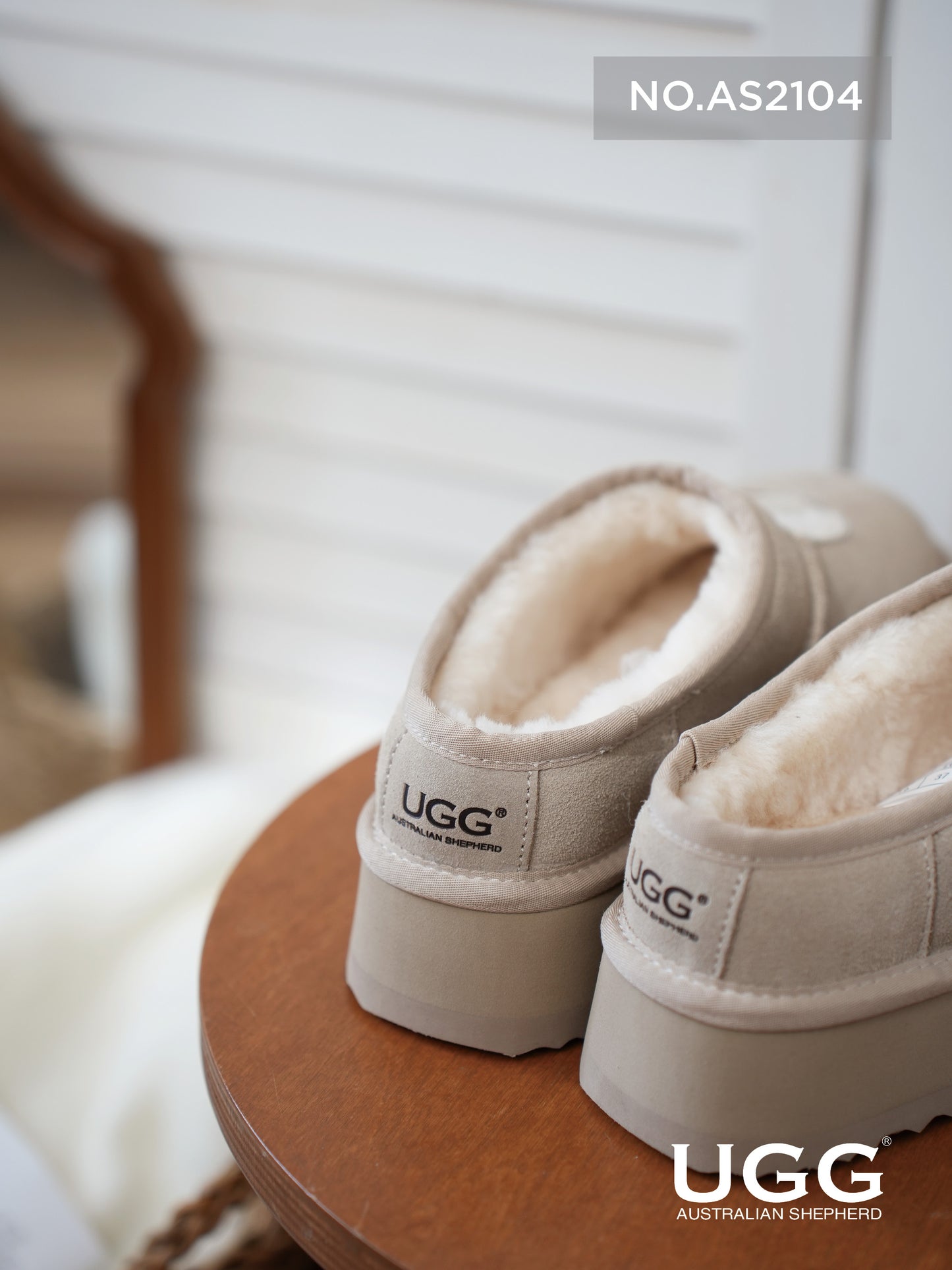 UGG Slippers MARY JANE Platform Carmella