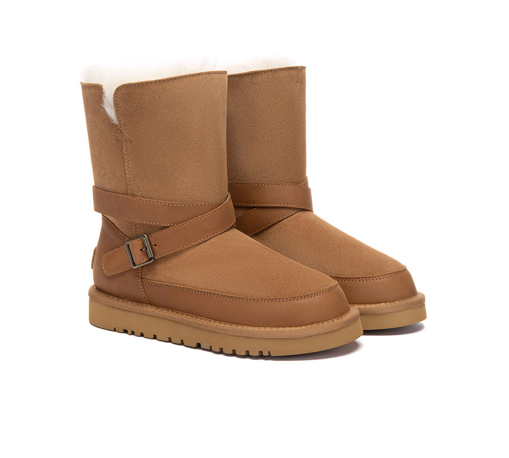 UGG Boots Buckle Short Halvik