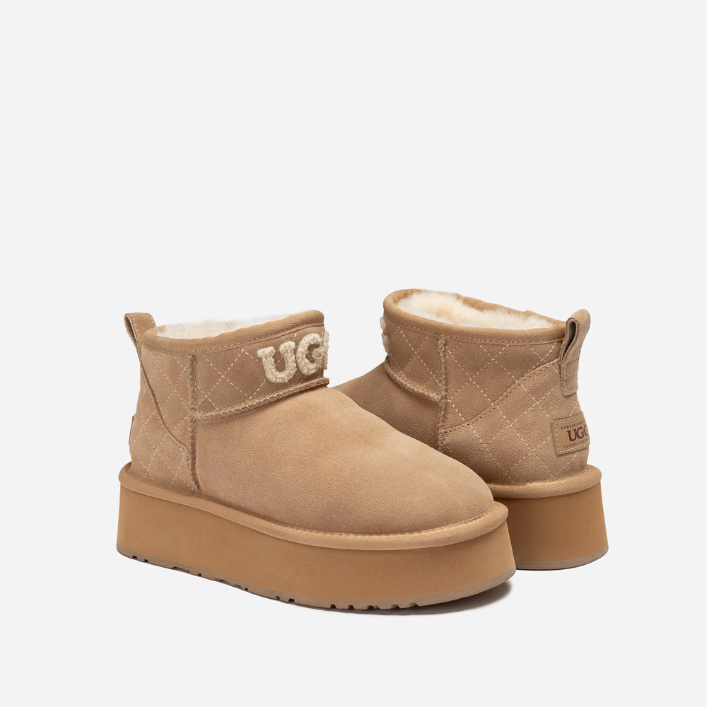 Ugg Classic Platform Knit Logo Matelassé Ultra Mini Boot