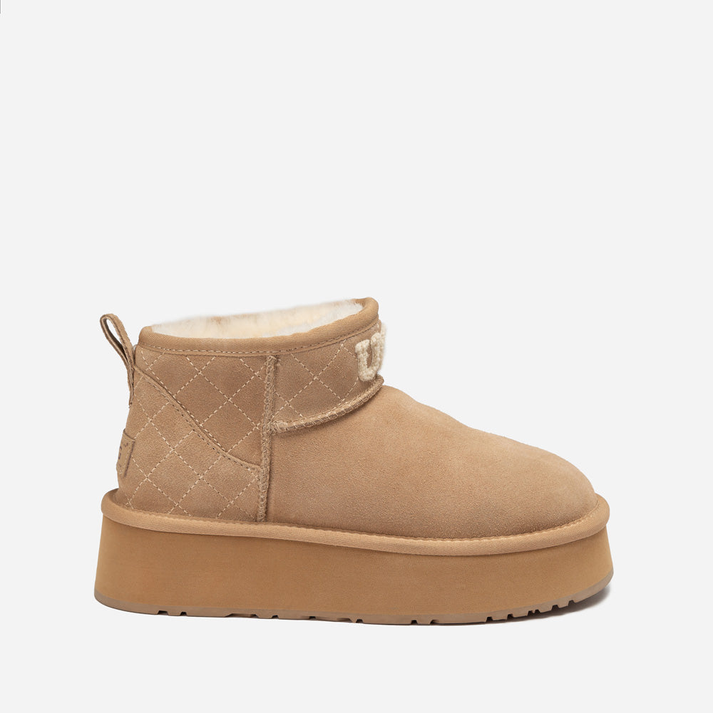 Ugg Classic Platform Knit Logo Matelassé Ultra Mini Boot