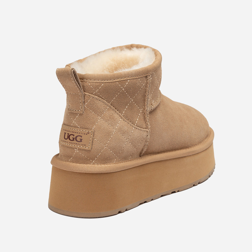 Ugg Classic Platform Knit Logo Matelassé Ultra Mini Boot